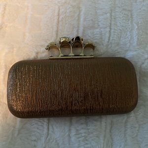 Bronze and gold finger ring clutch!